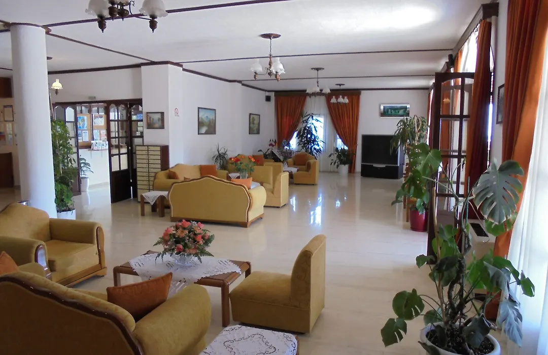 Hotel Paradise-1